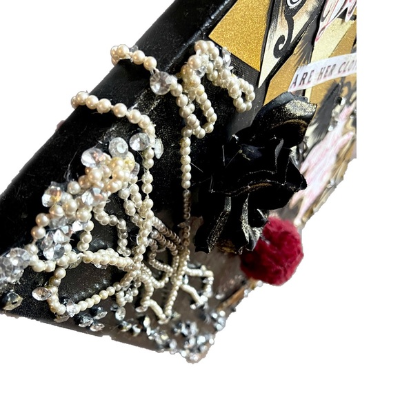 Proverbs 31 & Pearls, Diamonds Leopard Pop Out Collage Art - Picture 3 of 17